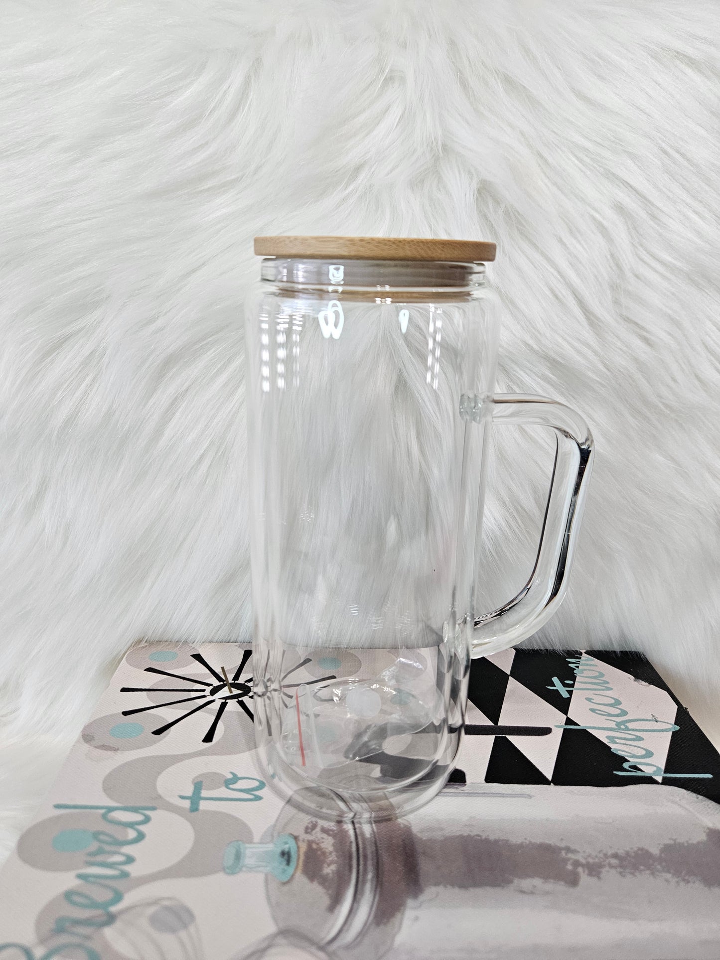 20oz Glass Snowglobe Cup with Handle