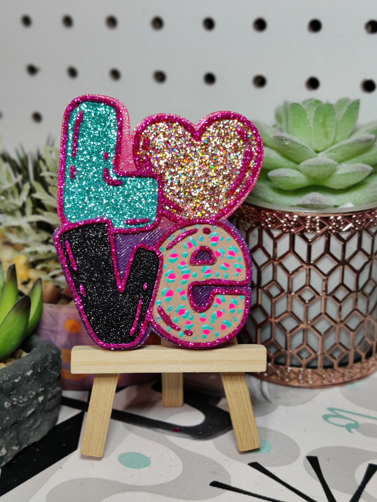 LOVE (Leopard)