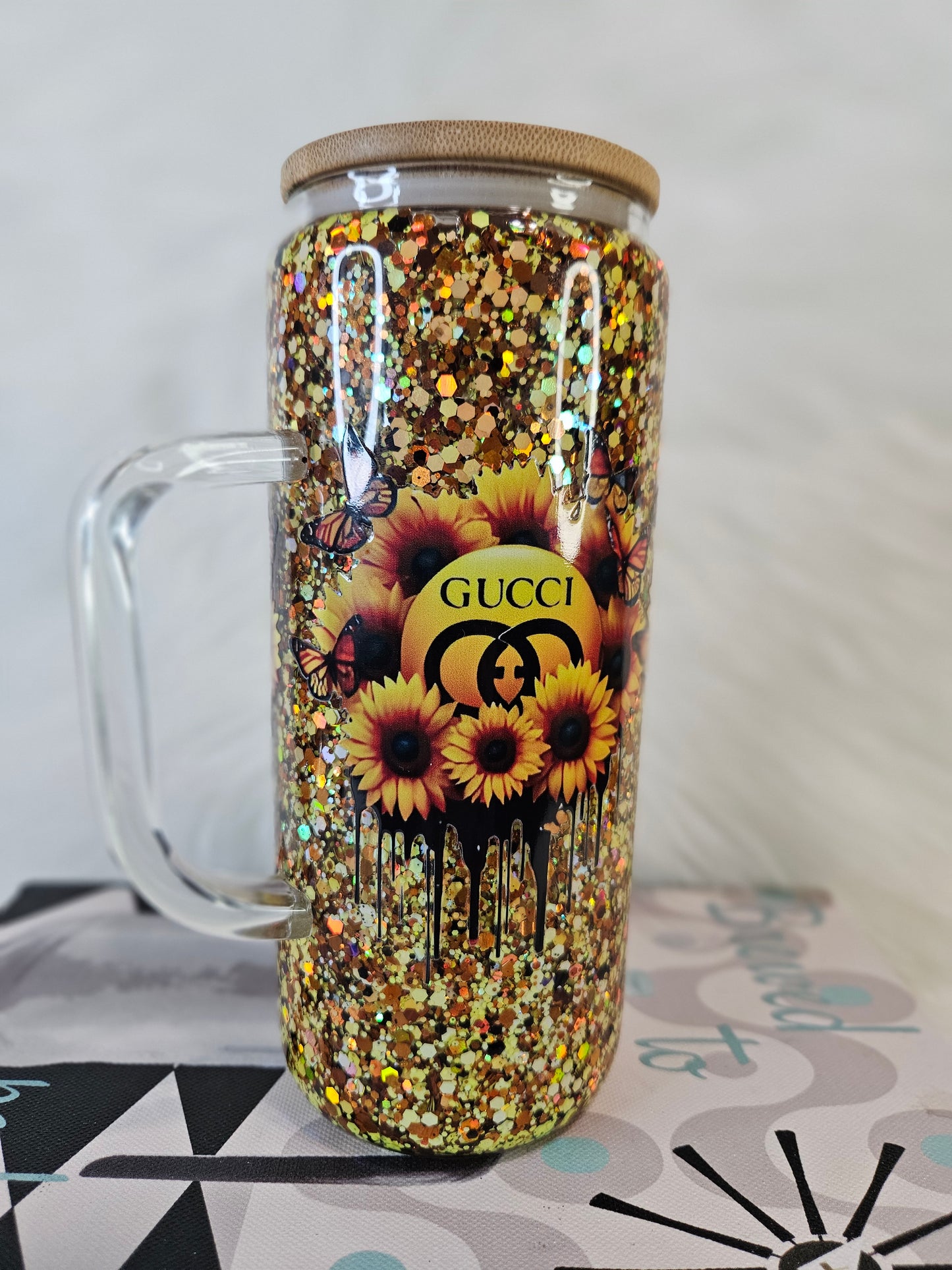 20oz Glass Snowglobe with handle (GUCCI)