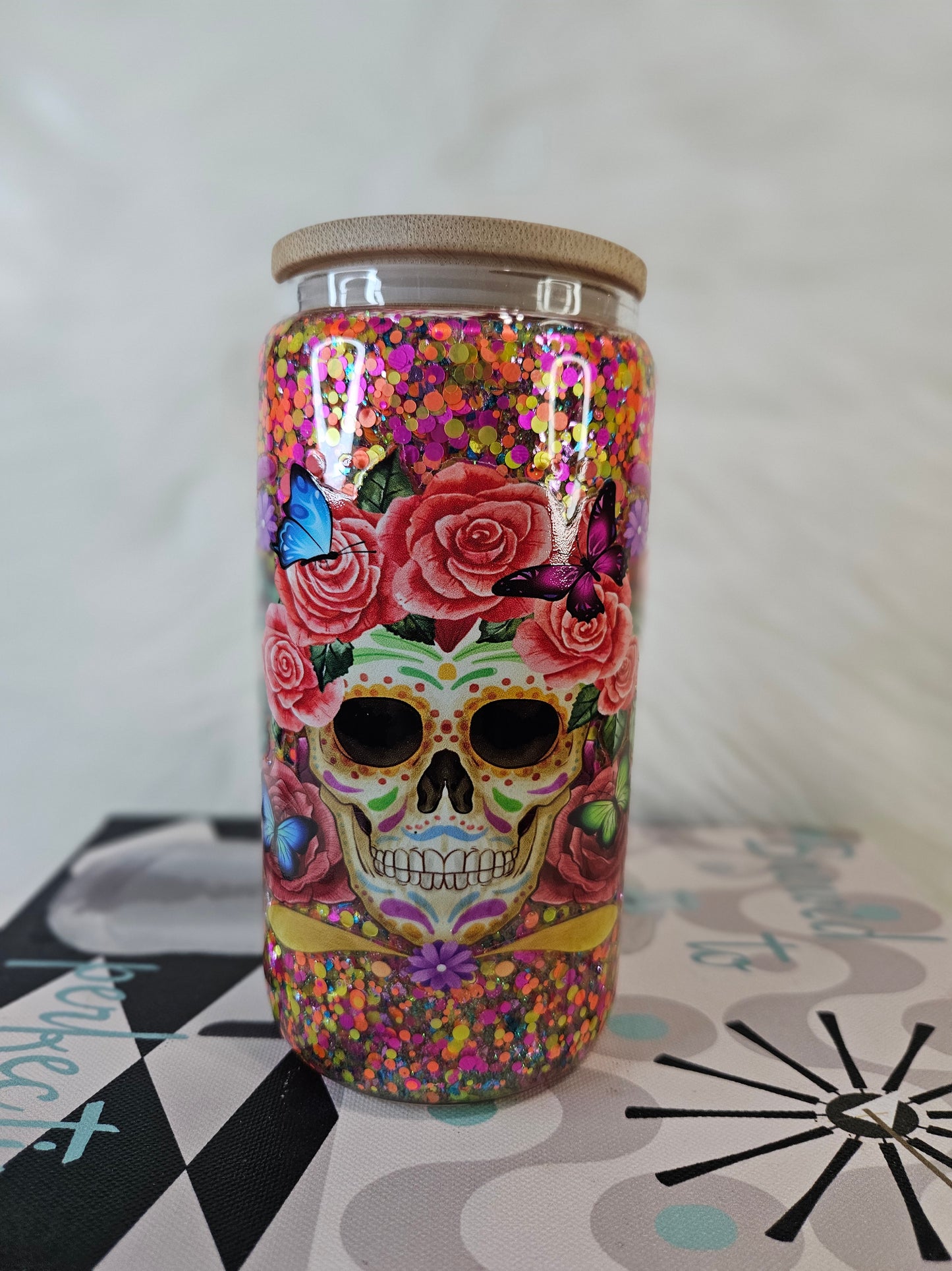 16oz Glass Snowglobe (Skull)